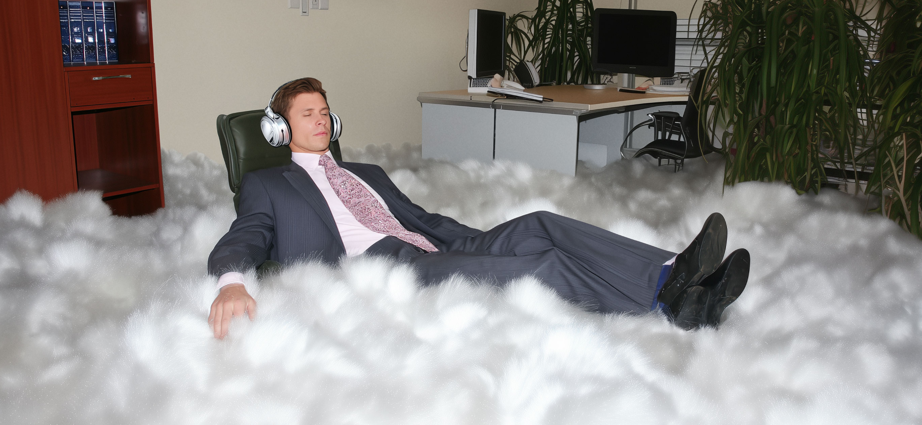 Как снизить шум в офисе, чтобы ком­фортнее работать: 9 способов