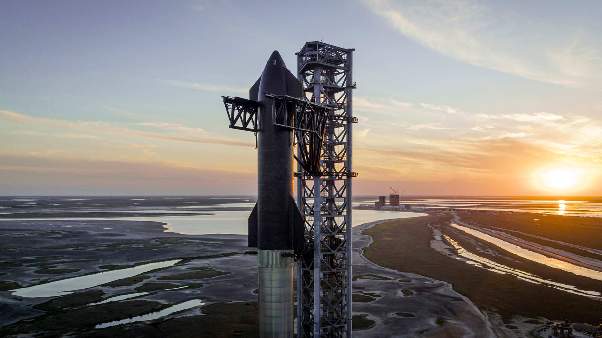 «Старшип»: что нужно знать о сверхтяжелой ракете SpaceX, которая доставит людей к Луне и Марсу