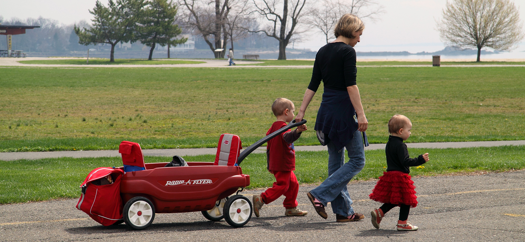 Госдума приняла закон о запрете испы­тательного срока для женщин с детьми до трех лет