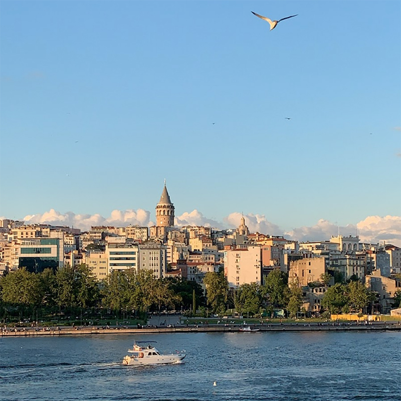 Стамбул — мегаполис с турецким колоритом