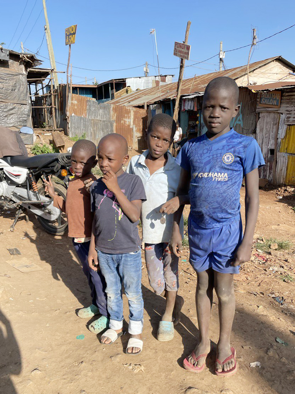Одни из немногих ребят в Кибере, кто разрешил их сфотографировать