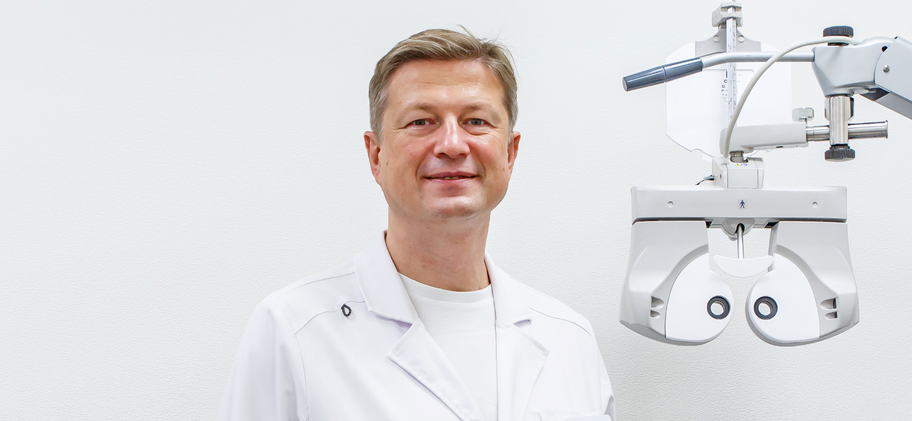 «Показаний к коррекции зрения нет, это опция»: вопросы лазерному хирургу Александру Родину