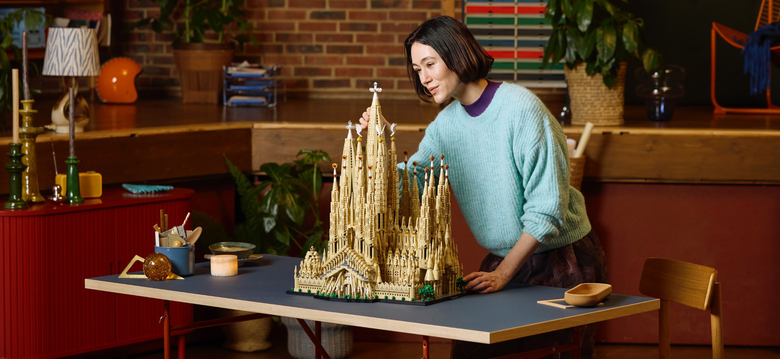 Lego выпустила самый большой набор в своей истории — Саграду Фами­лию из 12 тысяч деталей за 799 $
