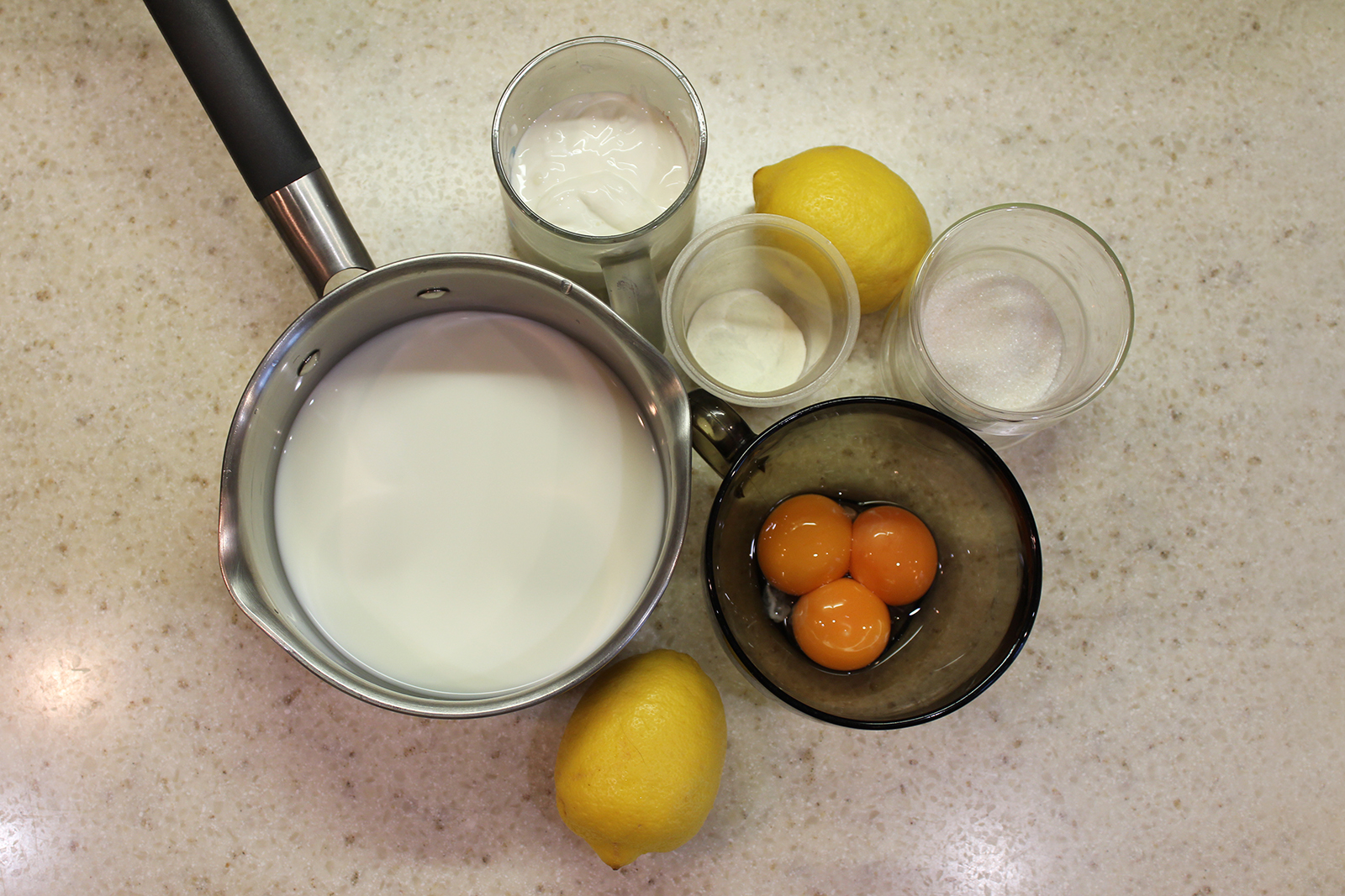Ингредиенты для лимонного мороженого
