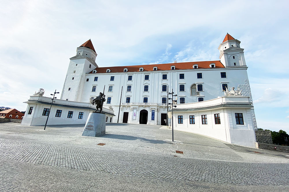 Братиславская крепость