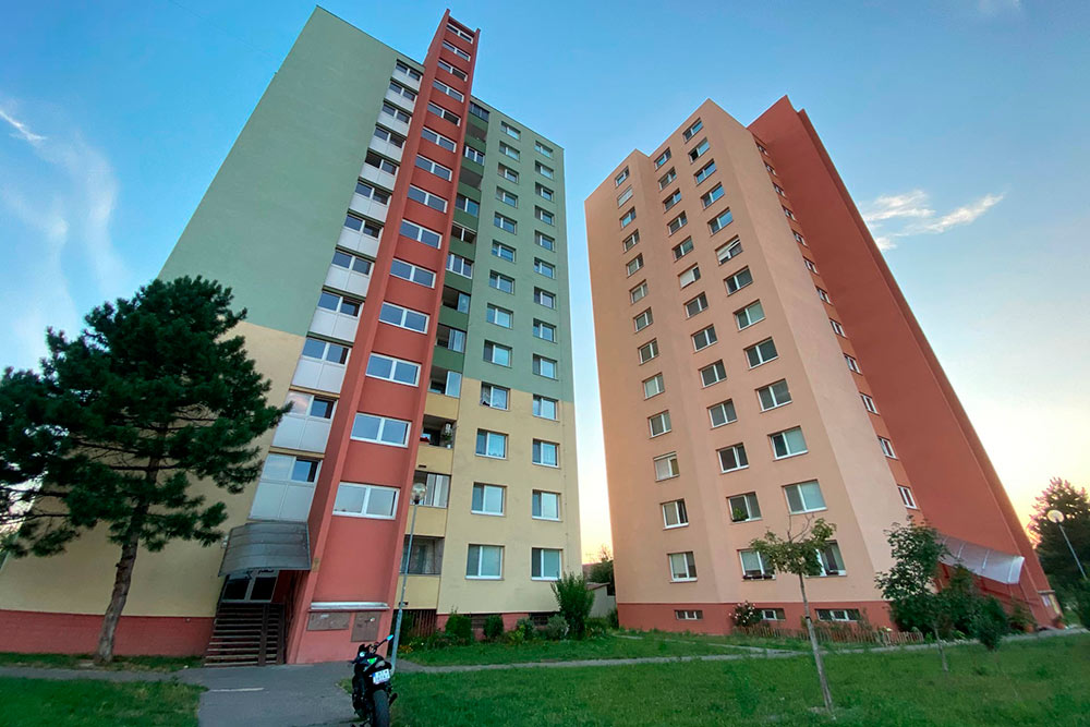 Реновированные многоэтажки в Братиславе