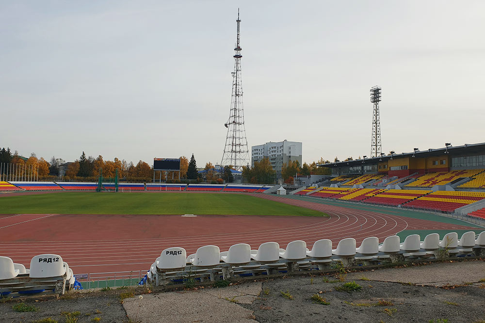 На Олимпийском стадионе проводят чемпионаты России по легкой атлетике и спортивной ходьбе
