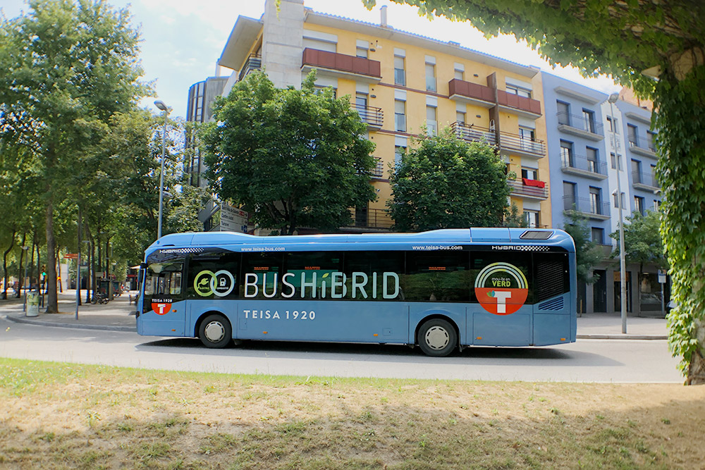 Гибридный городской автобус — почти бесшумный