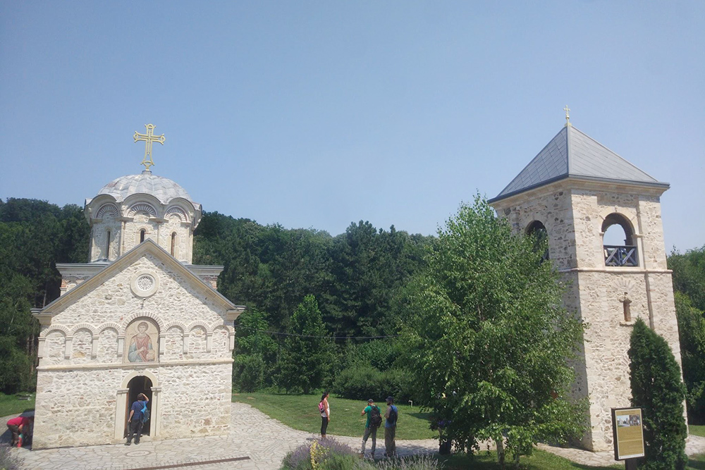 А это Старо-Хоповский монастырь на горе Фрушке