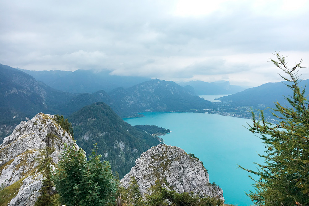 Это Аттерзе — самое крупное озеро в Австрии