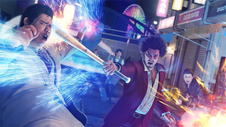Начиная с Yakuza: Like a Dragon основным местом действия стал соседний с Токио мегаполис Йокогама. Те, кто там бывал, узнают множество достопримечательностей, включая роскошную арку китайского квартала и стометровое колесо обозрения с подсветкой
