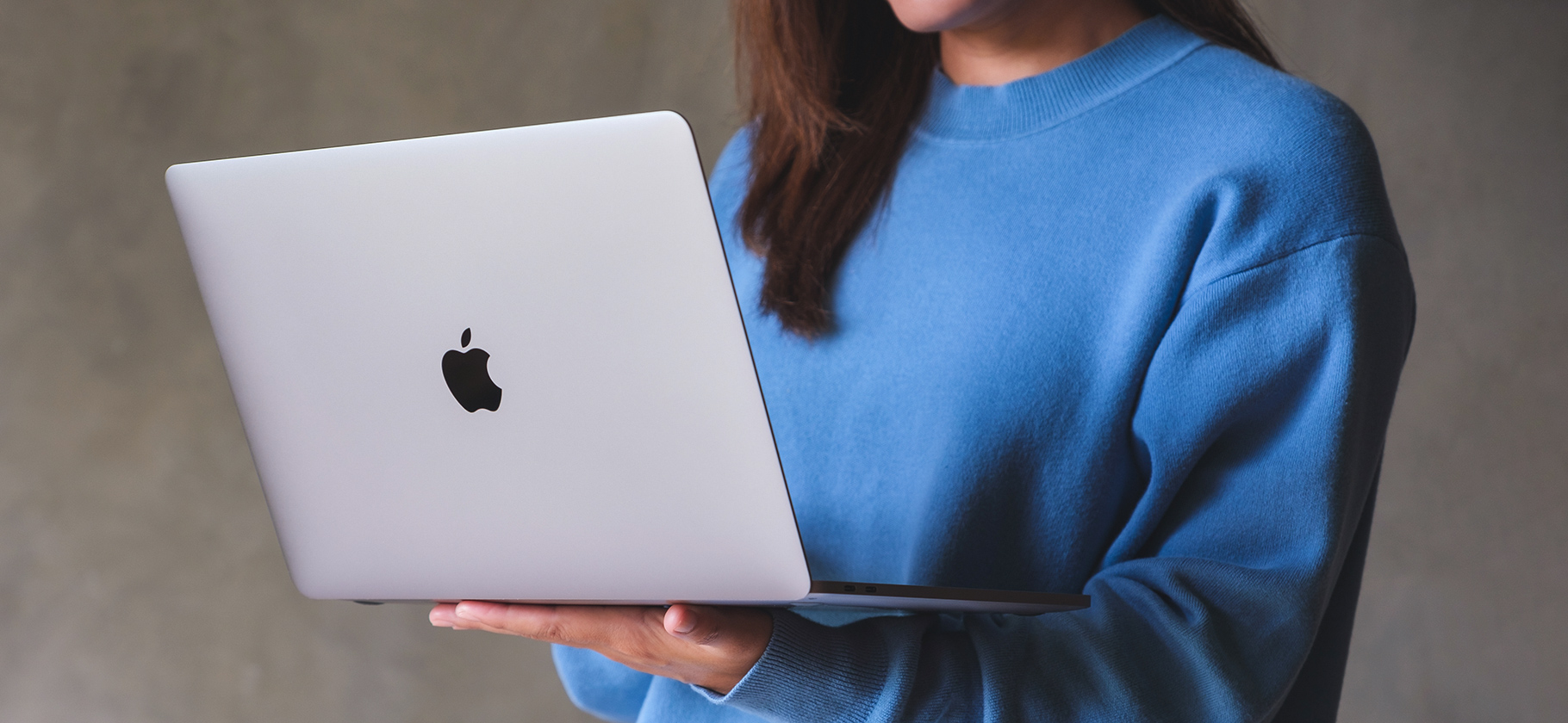 Apple повысила цены на свои устройства — MacBook Pro подоро­жал сразу на 300 $
