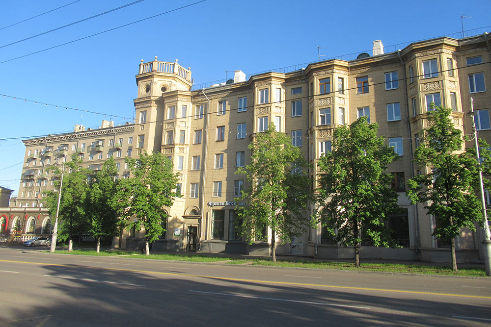 Сталинская архитектура на правом берегу Ленинского района