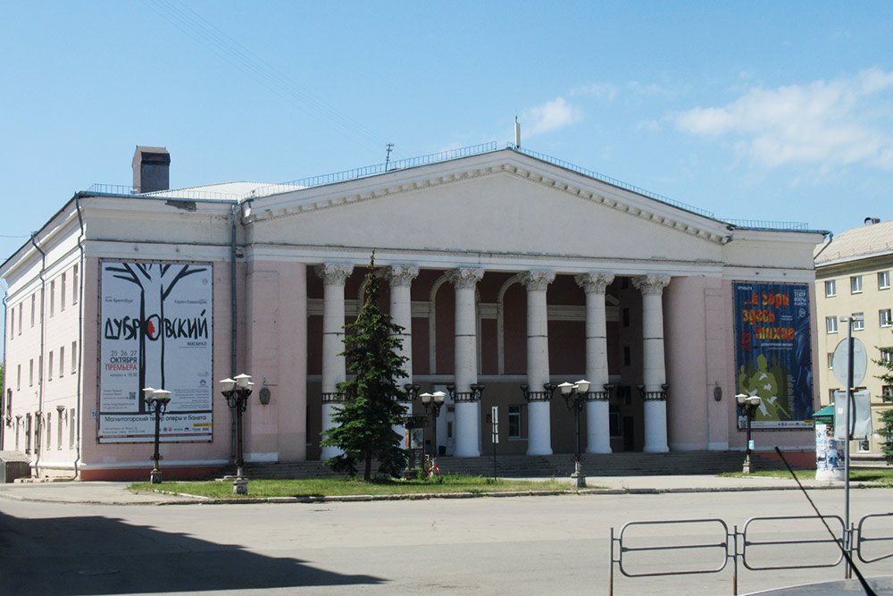 Театр оперы и балета