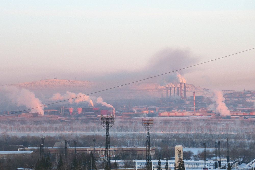 Обычная картина в Магнитогорске — выбросы с комбината