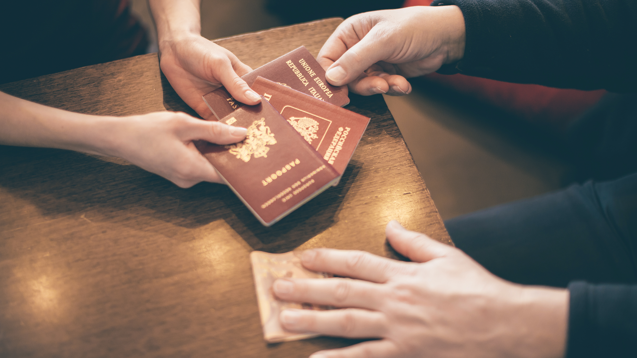 Обложки для паспорта своими руками: 10 идей с инструкциями