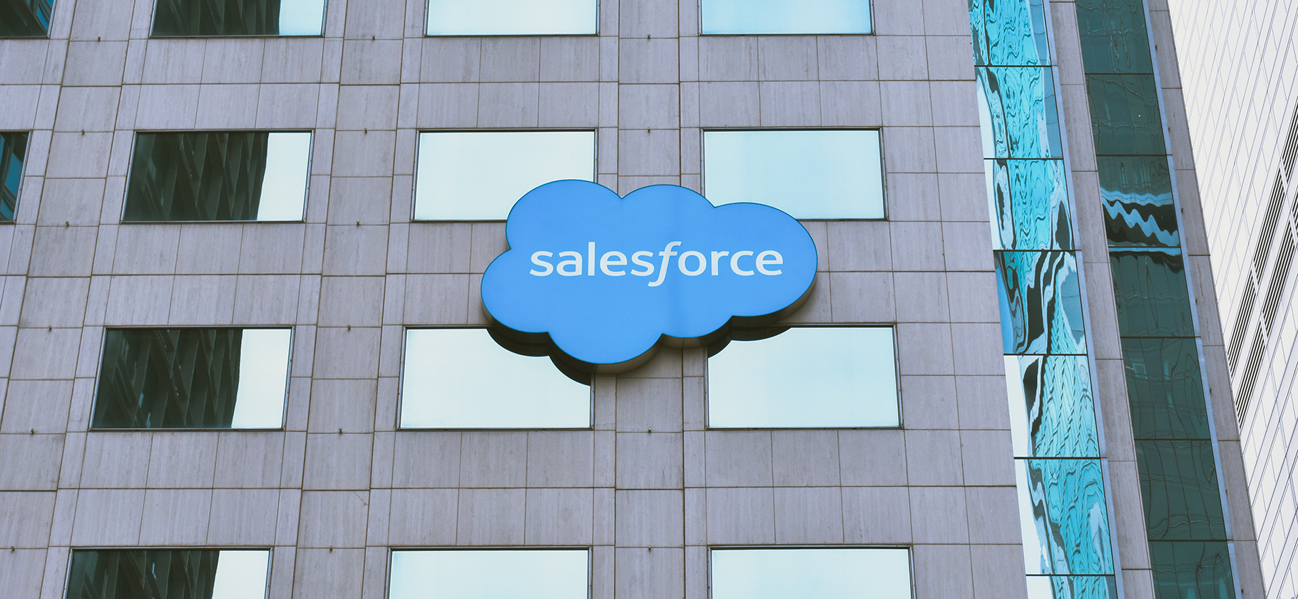 Акции Salesforce упали на 6% после квартального отчета