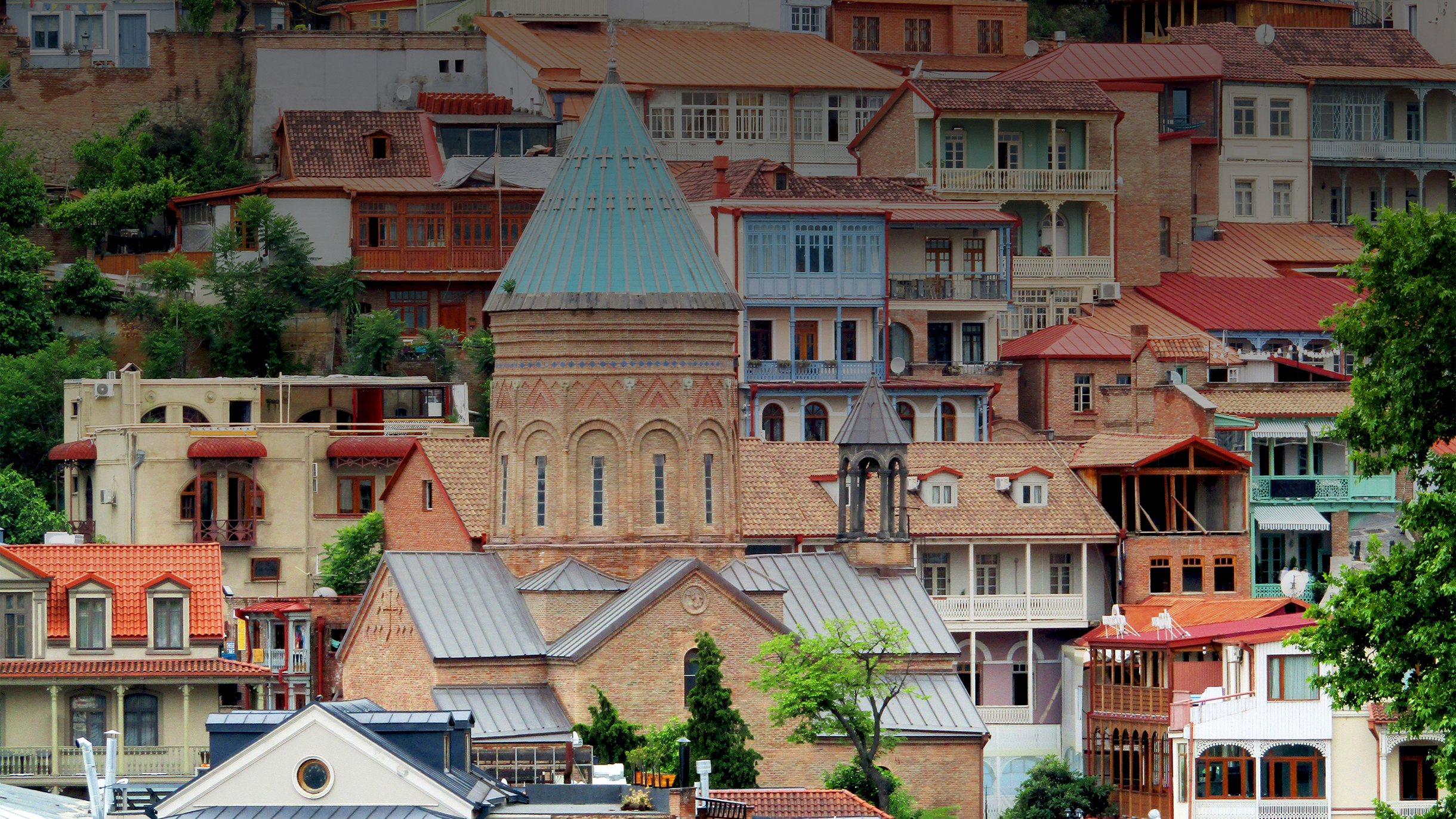 Я жил и удаленно работал в Тбилиси