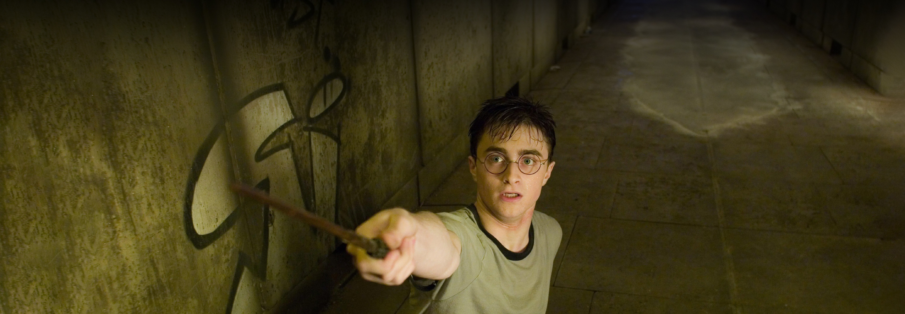 В каком порядке смотреть «Гарри Поттера» — по хронологии и от худшего к лучшему