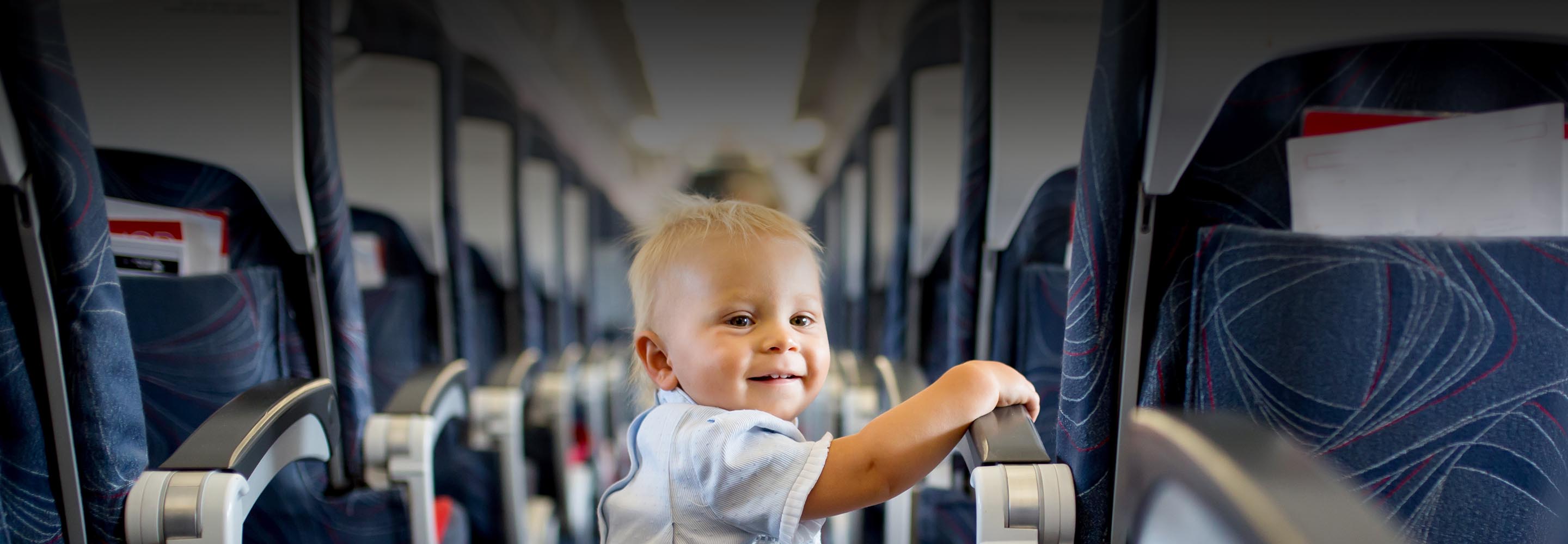 Детский билет на самолет и другие правила перевозки у российских авиакомпаний
