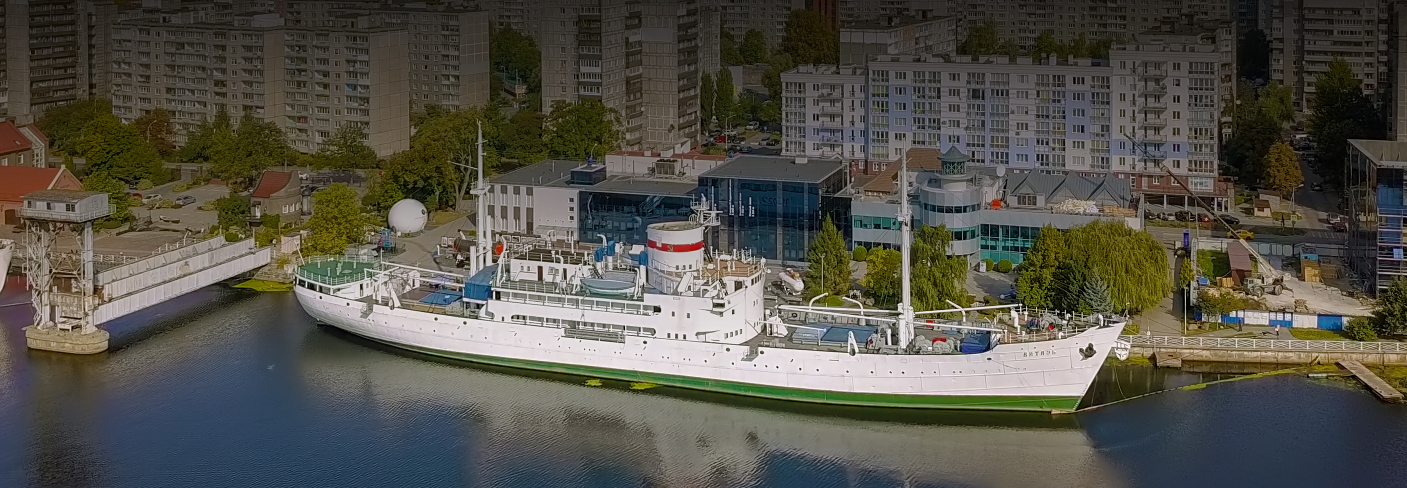 На аукционе выставили мини-копию корабля XIX века за 5,2 миллиона рублей