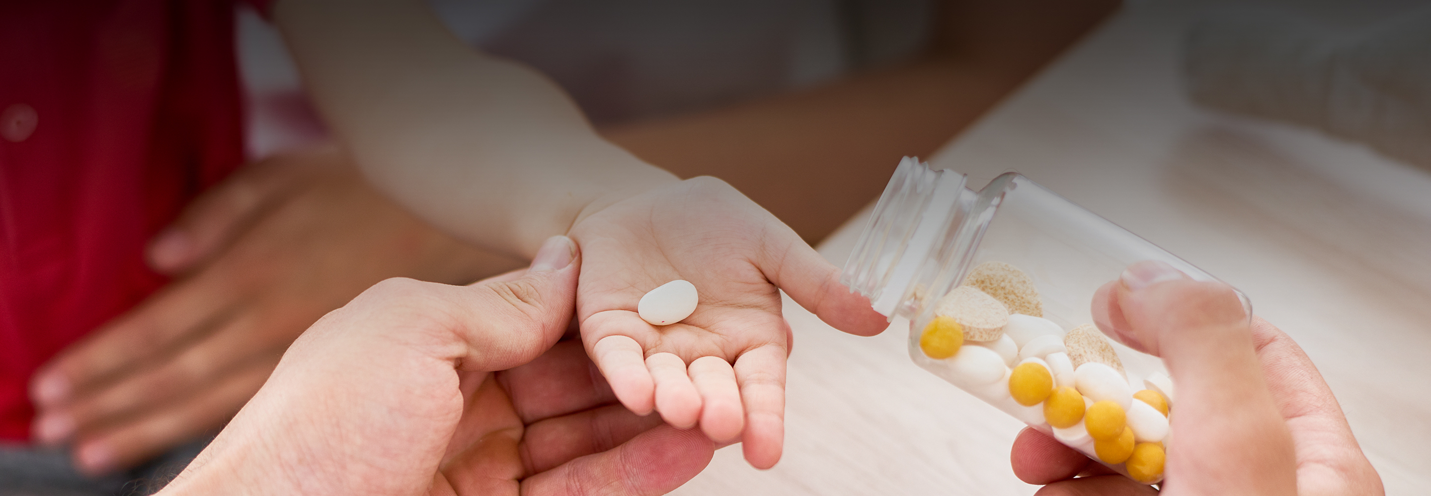 Глицин и АЦЦ: бесполезные и опасные препараты, которые часто выписывают детям