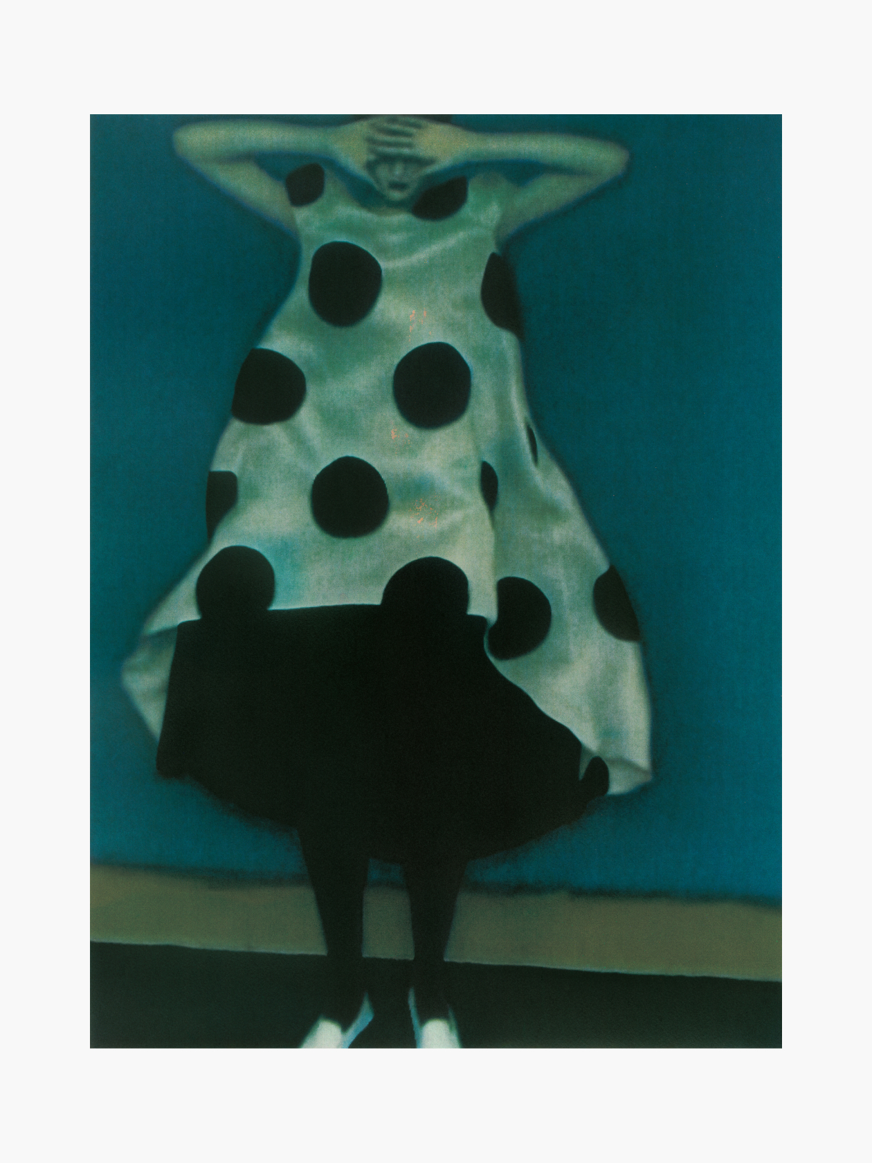 Картина — Сара Мун, «Платье в горошек», 1996. Собрание фонда Still Art. Изображение предоставлено пресс-службой МАММ