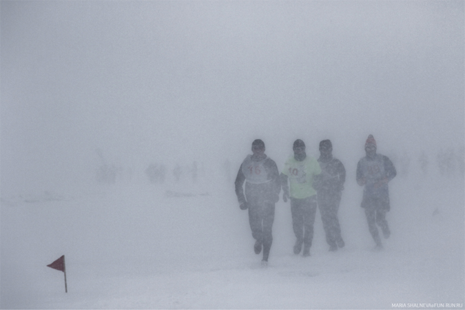Забег по льду Байкала — один из самых тяжелых марафонов в мире