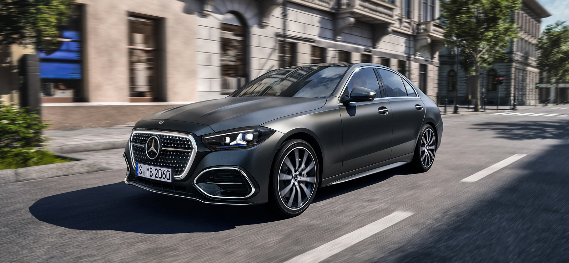 Mercedes представил обновленный C-класс с бензиновыми и дизельными моторами