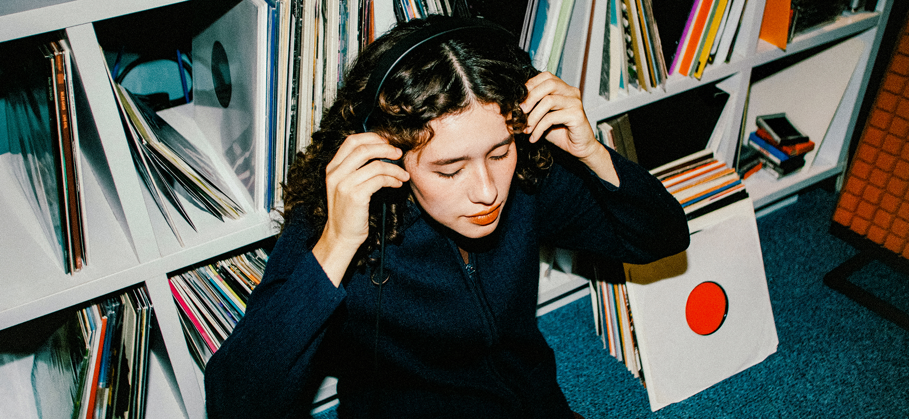 «Мы с этим плеером прошли многое»: какие вещи помо­гают сохранить воспо­минания