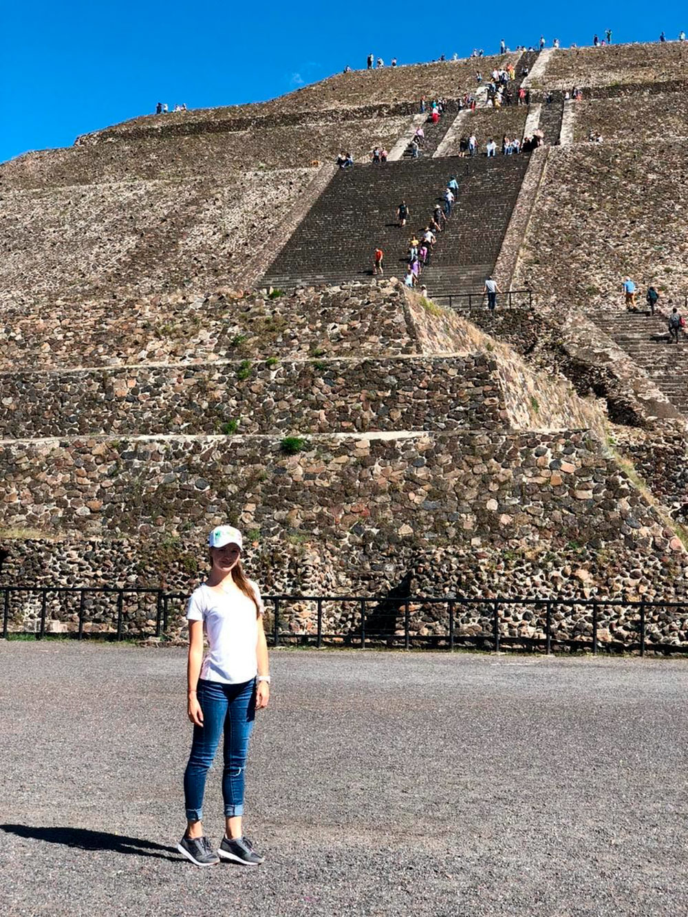Пирамида Солнца в древнем городе Теотиуакан