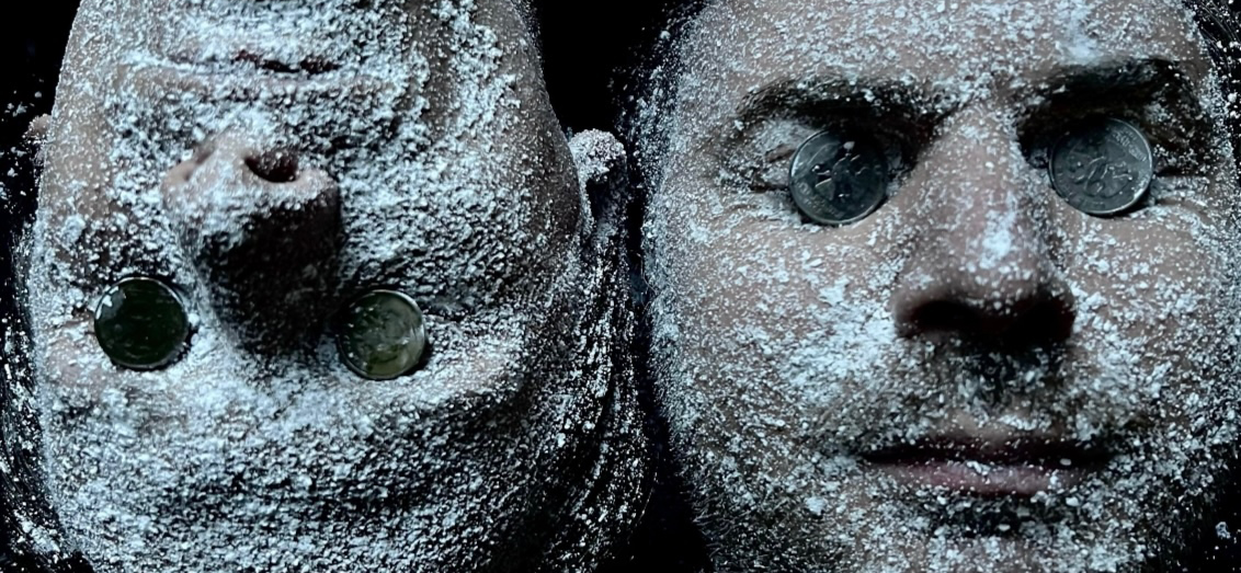 «После просмотра действительно цепенеешь»: как я сходила на «Мороз» в «Невидимом театре»