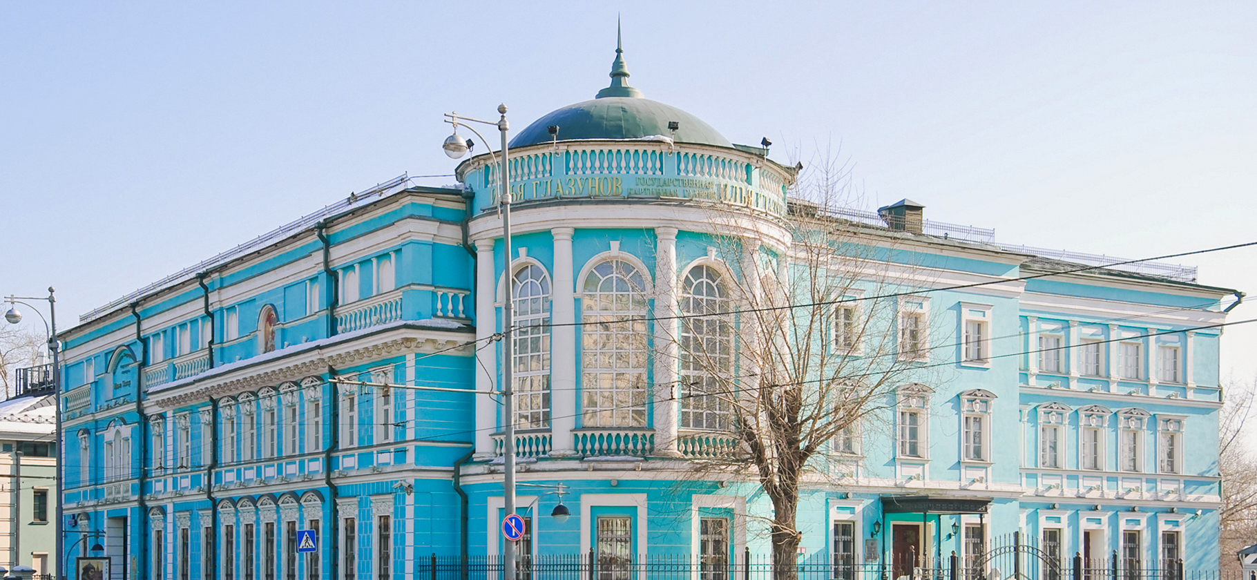 В Москве началась Музейная неделя: можно бесплатно попасть в Дом Есенина и Галерею Глазунова