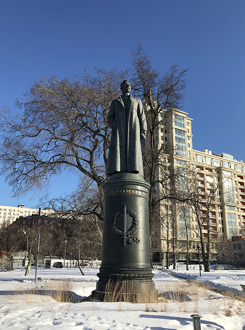 Памятник Феликсу Дзержинскому переехал с Лубянской площади в парк «Музеон»