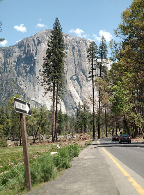 В долину Йосемити ведет множество дорог. Ежегодно сюда приезжает более 3,5 млн туристов, но парк не кажется переполненным