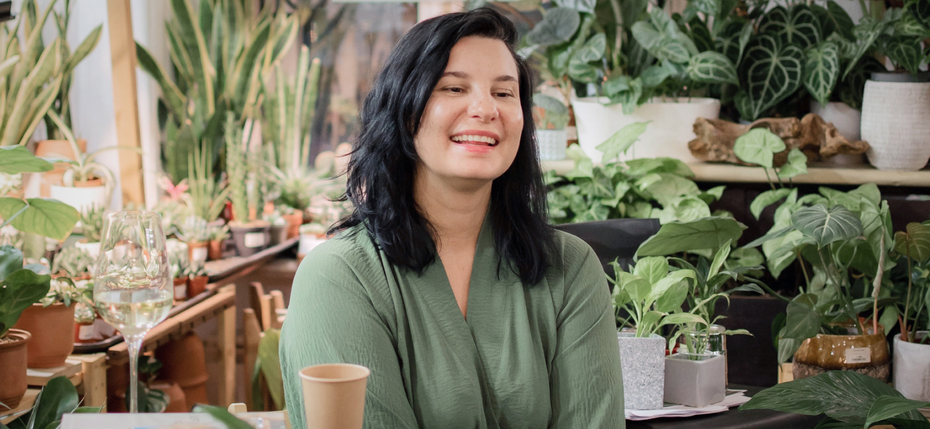 Как я начала зара­батывать на хобби: монетизи­ровала блог про комнатные растения и написала книгу