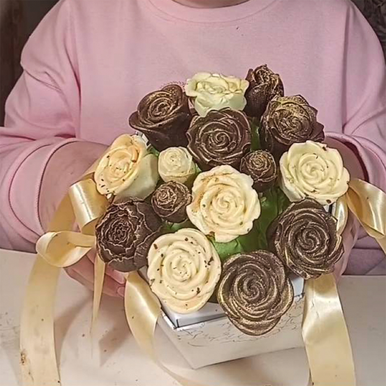 Букет из шоколадных роз