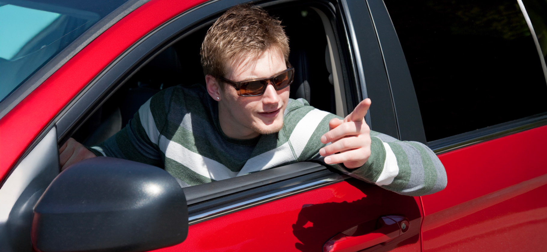 «Единственный доступный способ коммуникации»: 8 негласных правил водителей