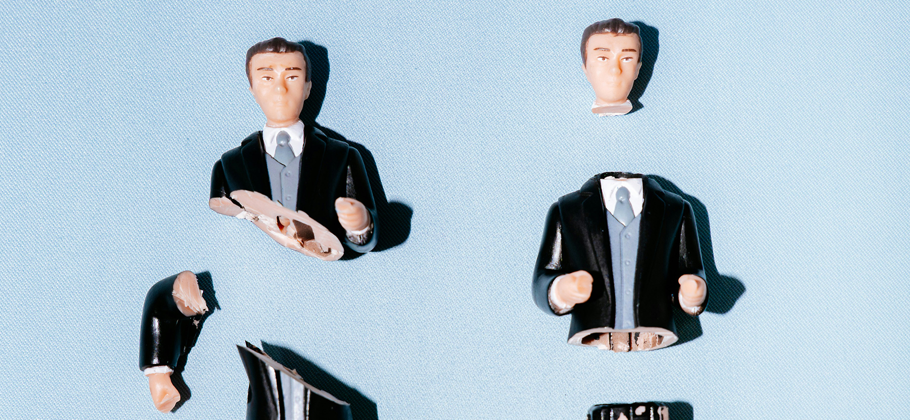 Налоговики начали предупреждать бизнес о признаках дробления и под­мены трудовых отношений