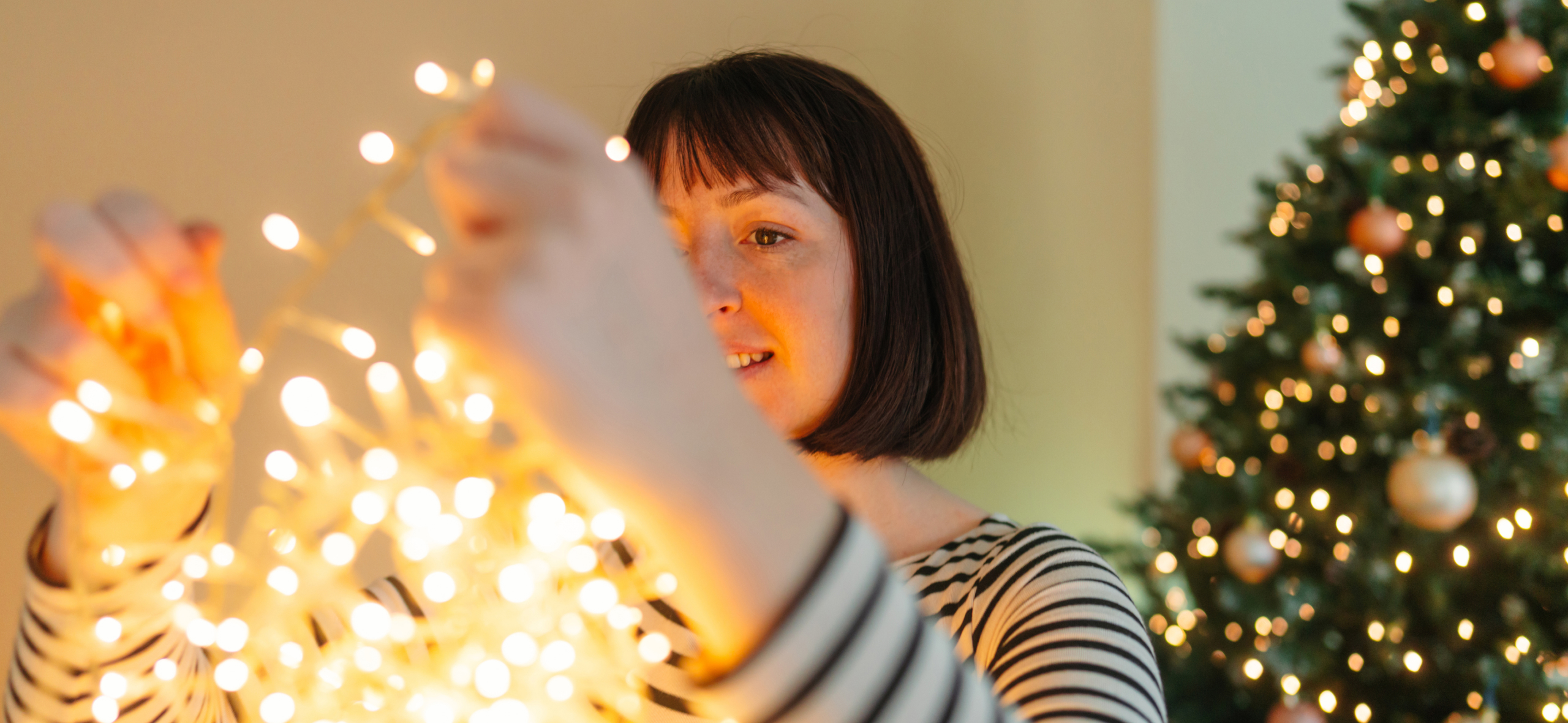 Психология ритуа­лов: зачем нам елка, салаты и «Ирония судьбы»