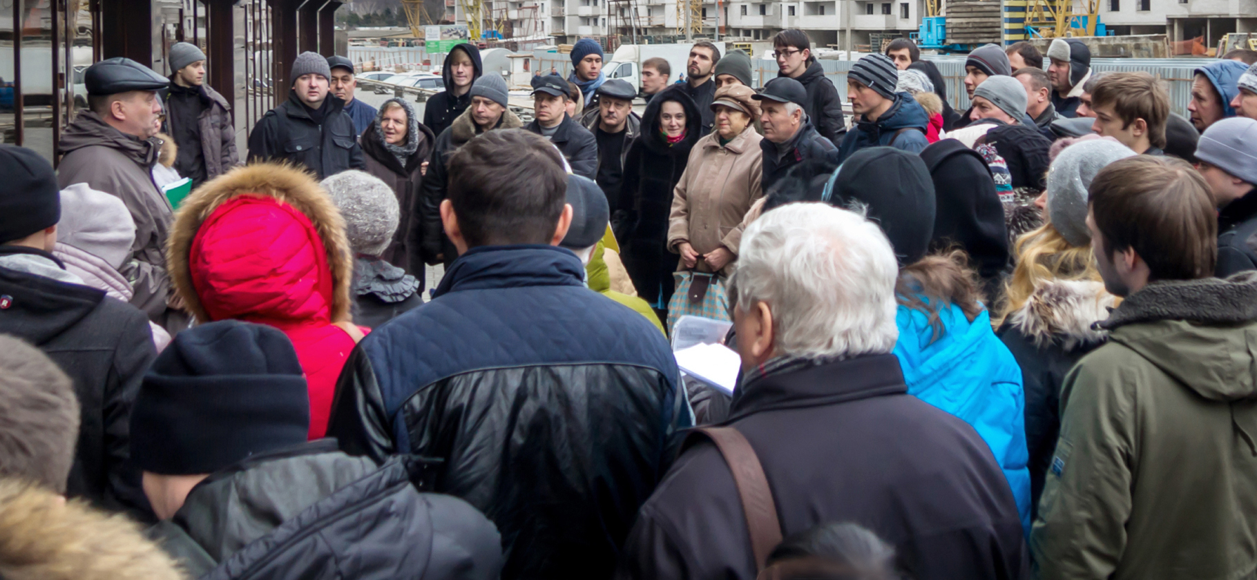 «Балаган, растяну­тый по времени»: 5 причин, почему собрания собствен­ников жилья прохо­дят редко