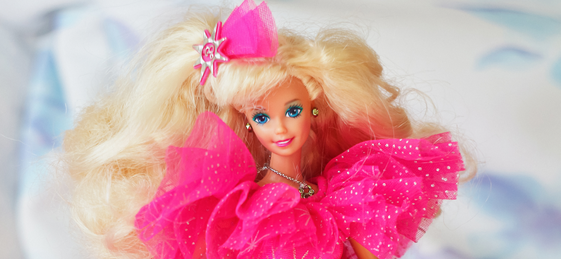 «Мечтала о кукле больше года»: 9 ностальгических историй о Барби
