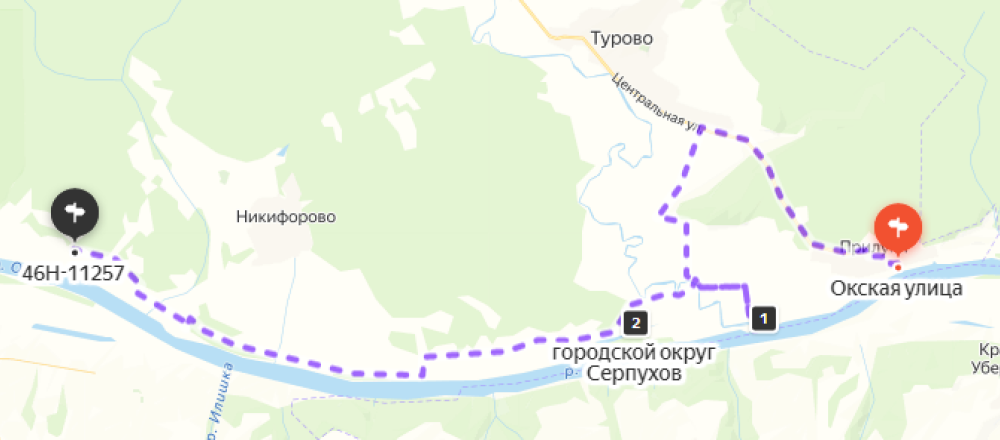 Если строить маршрут в любых картах, типа Яндекс, Google, OSM, Maps.me, то вы не увидите прямой дороги по берегу