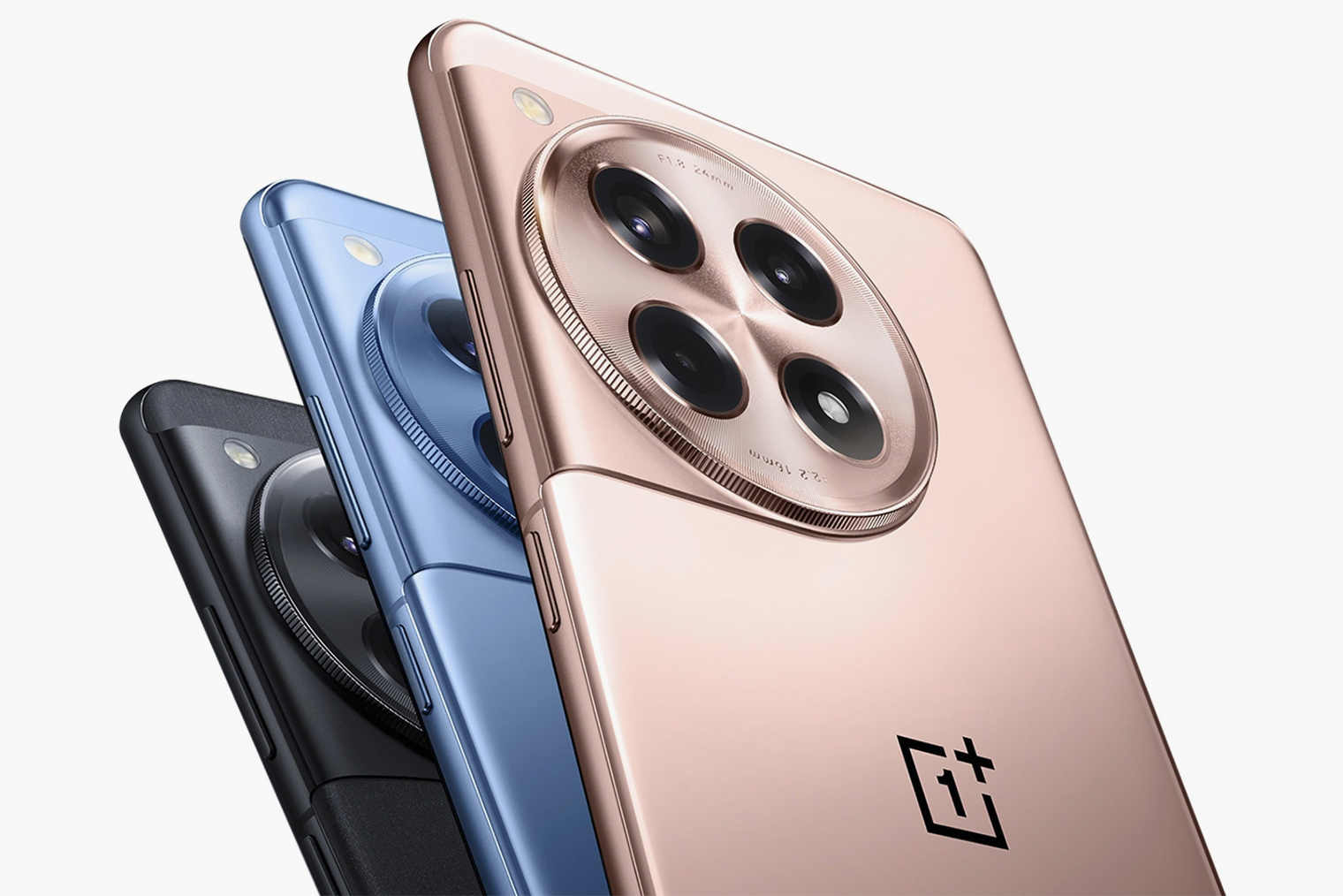 Расцветка «розовое золото» доступна только для китайской версии OnePlus Ace 3 — международный 12R продается только в синем и черном корпусе
