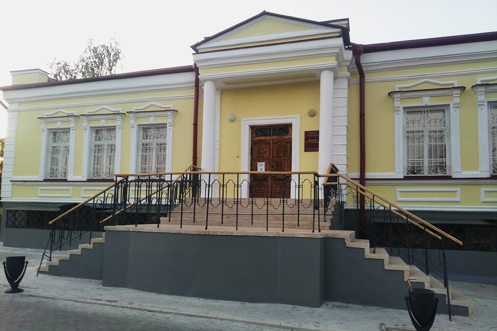 Музей Ивана Тургенева. Вот он — вход в русскую классику