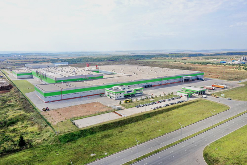 На территории ОЭЗ «Алабуга» в Татарстане открыто 33 завода. Среди них турецкая компания «Хаят Кимья» — производитель туалетной бумаги Familia и Papia. Источник: alabuga.ru