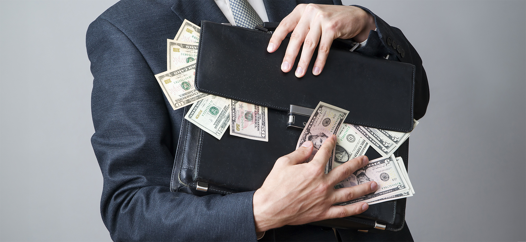 Число работников с зарплатой больше 200 000 ₽ выросло до 3,9 млн — ФНС
