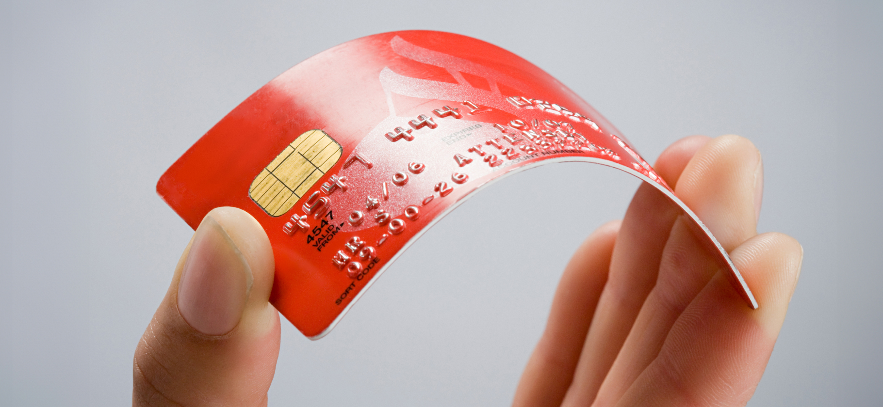 До 215 дней без процентов: 6 кредитных карт с длинным льготным периодом