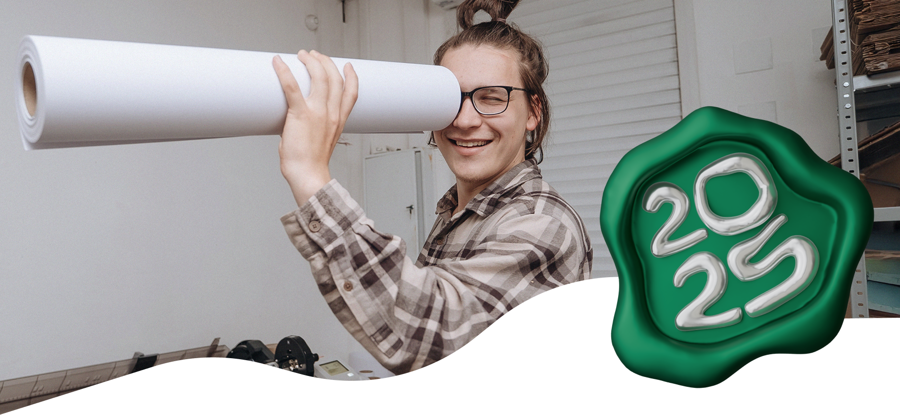 Магазин зале­жав­шихся продуктов и идеи для своего дела: 26 лучших материалов о биз­несе за 2025 год