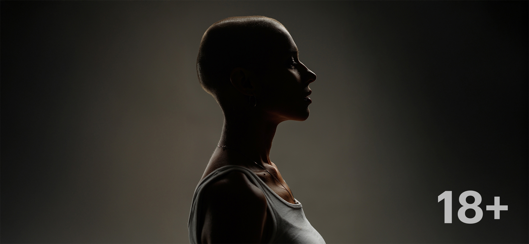 «Парень каждый день говорил, что у меня красивый череп»: как рак влияет на сексу­альность